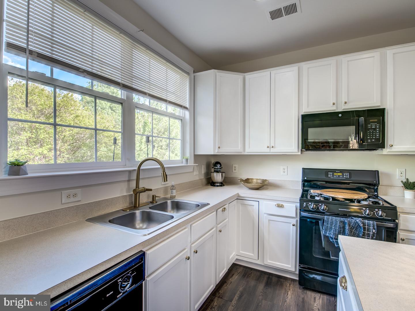15683 Avocet Loop Woodbridge, VA 22191 - Photo 30 of 59