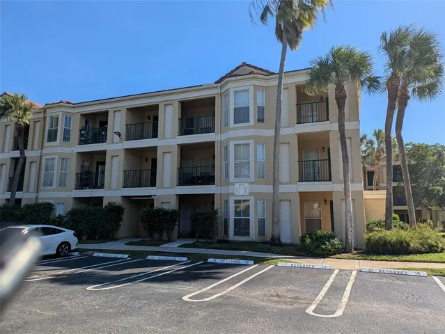 $1,700 | 977 Riverside Drive, Unit 226, Coral Springs, FL 33071