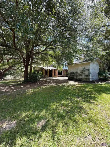 $575,000 | 7735 A Old Tunica Road, St. Francisville, LA 70775