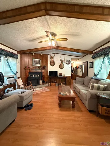 $575,000 | 7735 A Old Tunica Road, St. Francisville, LA 70775