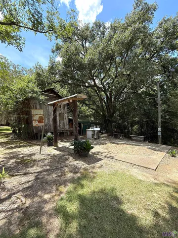 $575,000 | 7735 A Old Tunica Road, St. Francisville, LA 70775