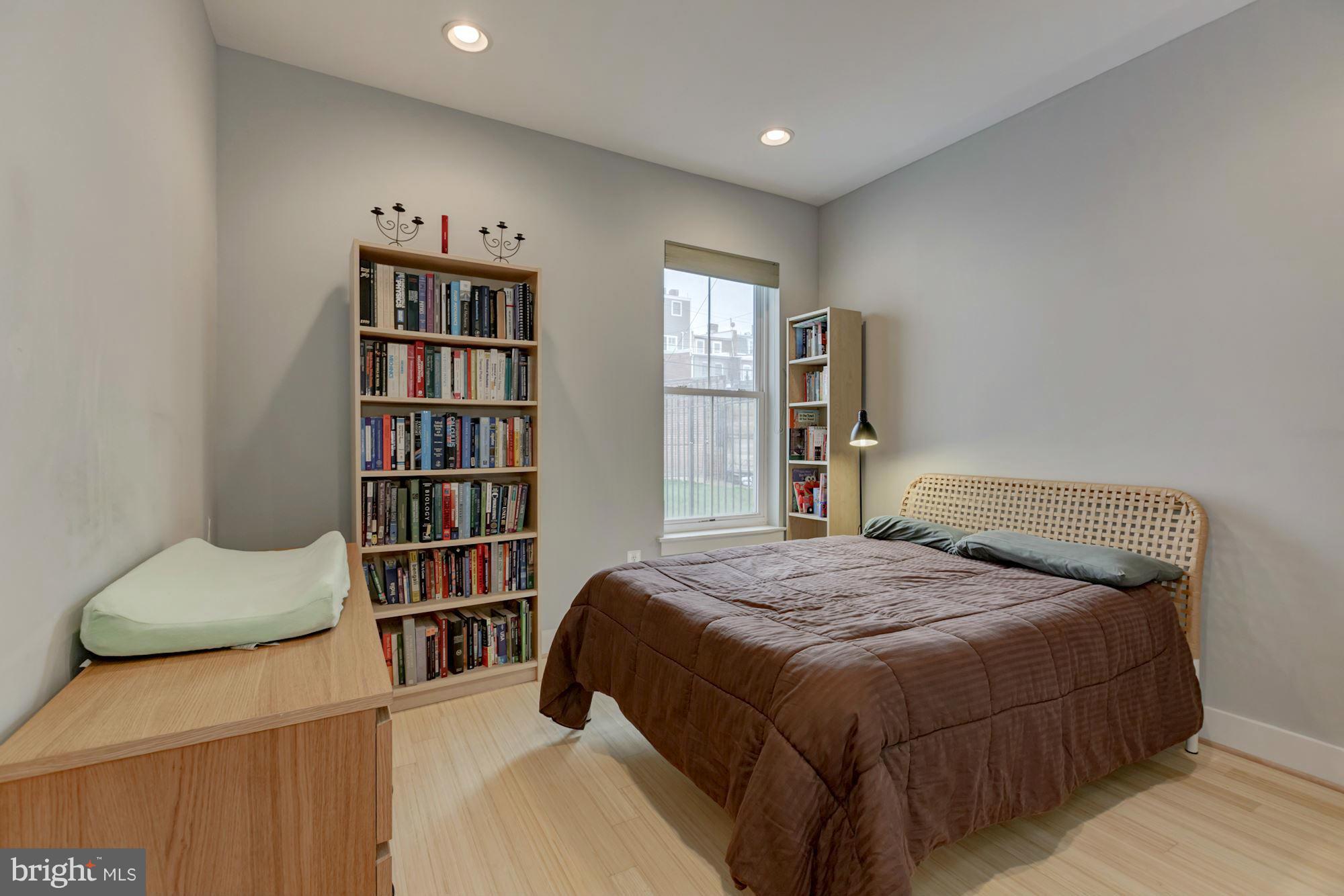 1202 Fairmont Street Northwest, Unit 2 Washington, DC 20009 - Photo 17 of 26 Great space for guests