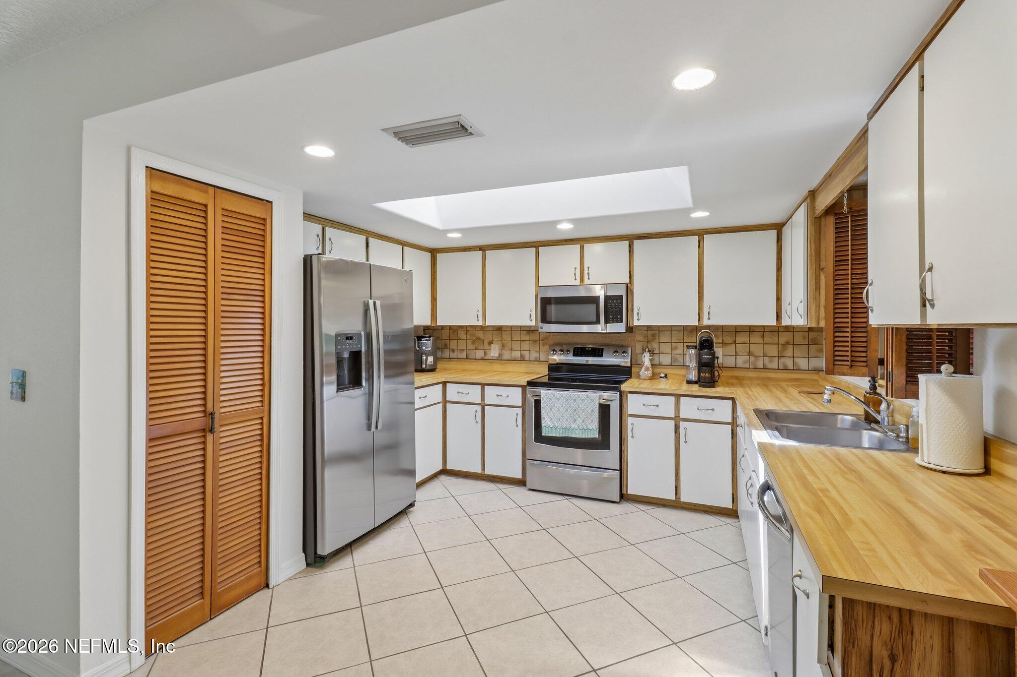 2934 Mango Tree Drive Edgewater, FL 32141 - Photo 12 of 28 12-web-or-mls-Mango Tree Dr-S2706-012