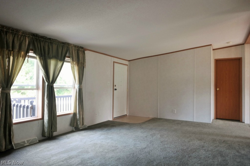 2956 Ries Street Norton, OH 44203 - Photo 4 of 21 Gallery Image 4