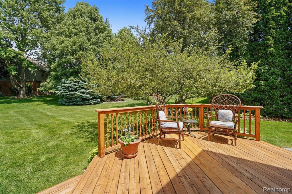 1026 Springwood Lane Rochester Hills, MI 48309 - Photo 6 of 33