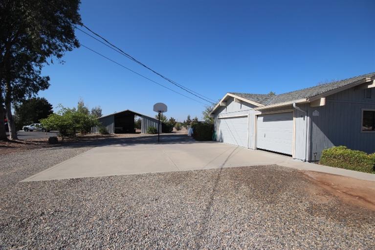 16138 Anaconda Road Madera, CA 93636 - Photo 3 of 40 Gallery Image 3