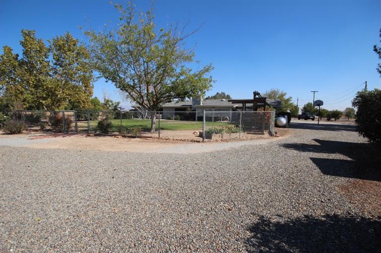 16138 Anaconda Road Madera, CA 93636 - Photo 38 of 40 Gallery Image 38