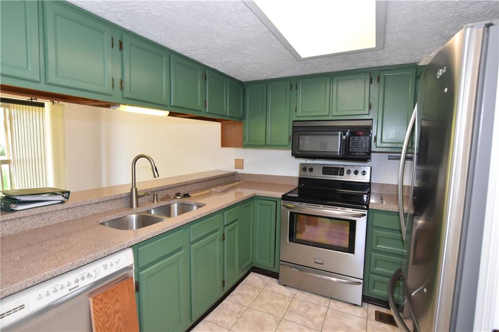78 Lookout Ridge Drive, Unit W3 Columbus, IN 47201 - Photo 12 of 20 Gallery Image 12