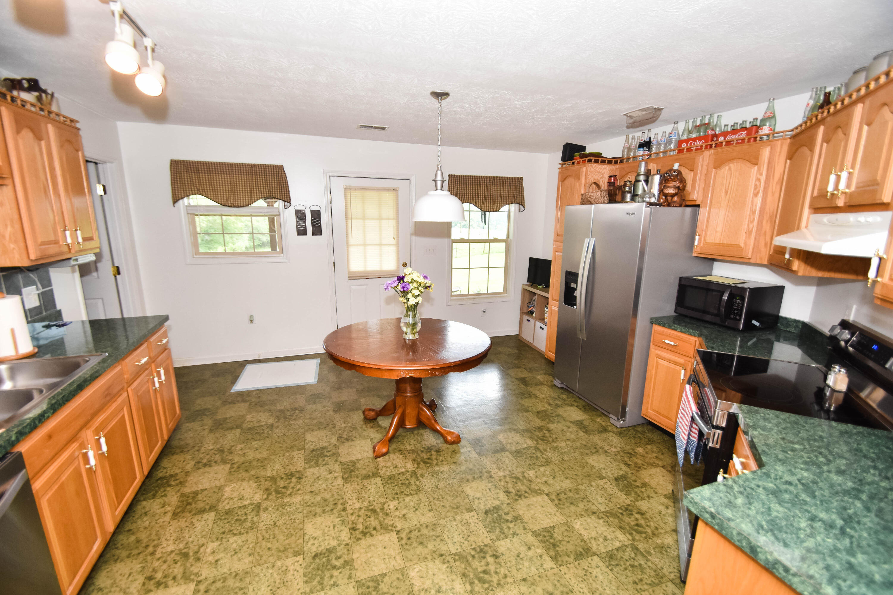 810 Gabbard Road Berea, KY 40403 - Photo 9 of 22 DSC_9965