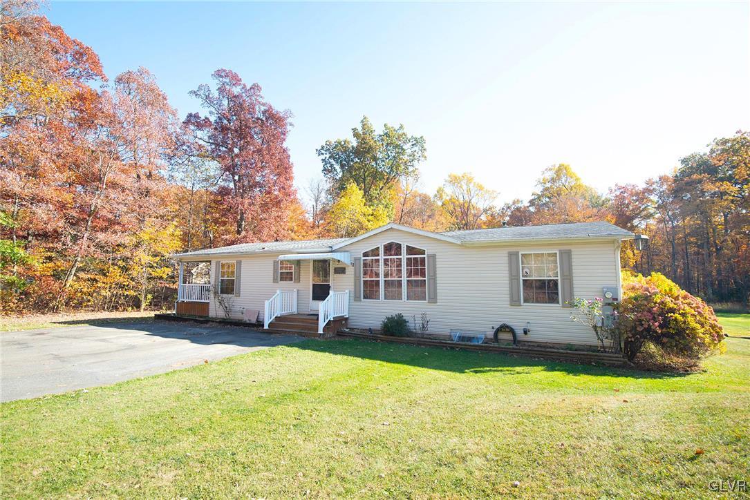 9222 North Loop Road Slatington, PA 18080 - Photo 1 of 27 Gallery Image 1