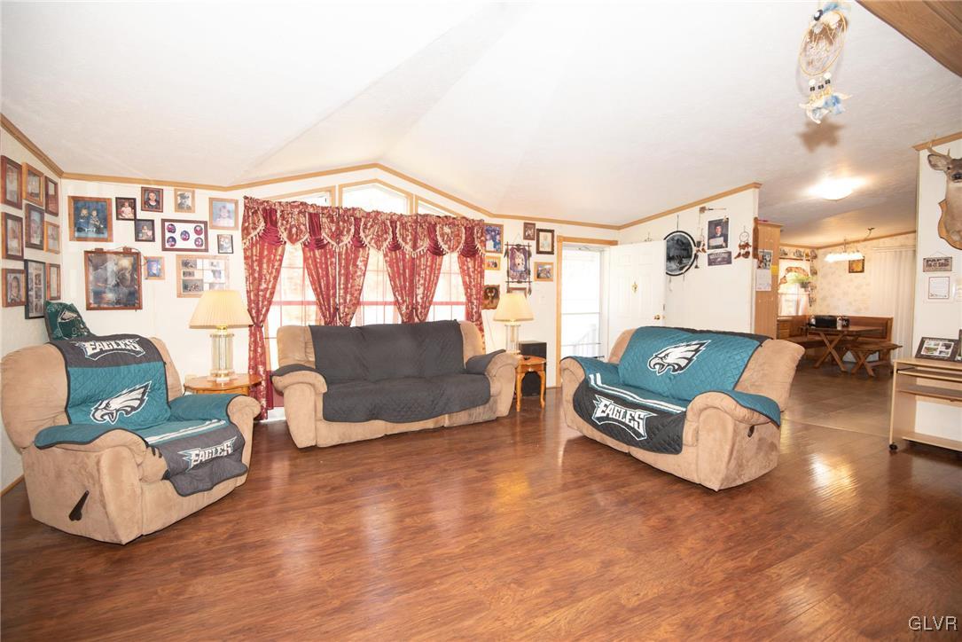 9222 North Loop Road Slatington, PA 18080 - Photo 11 of 27 Gallery Image 11