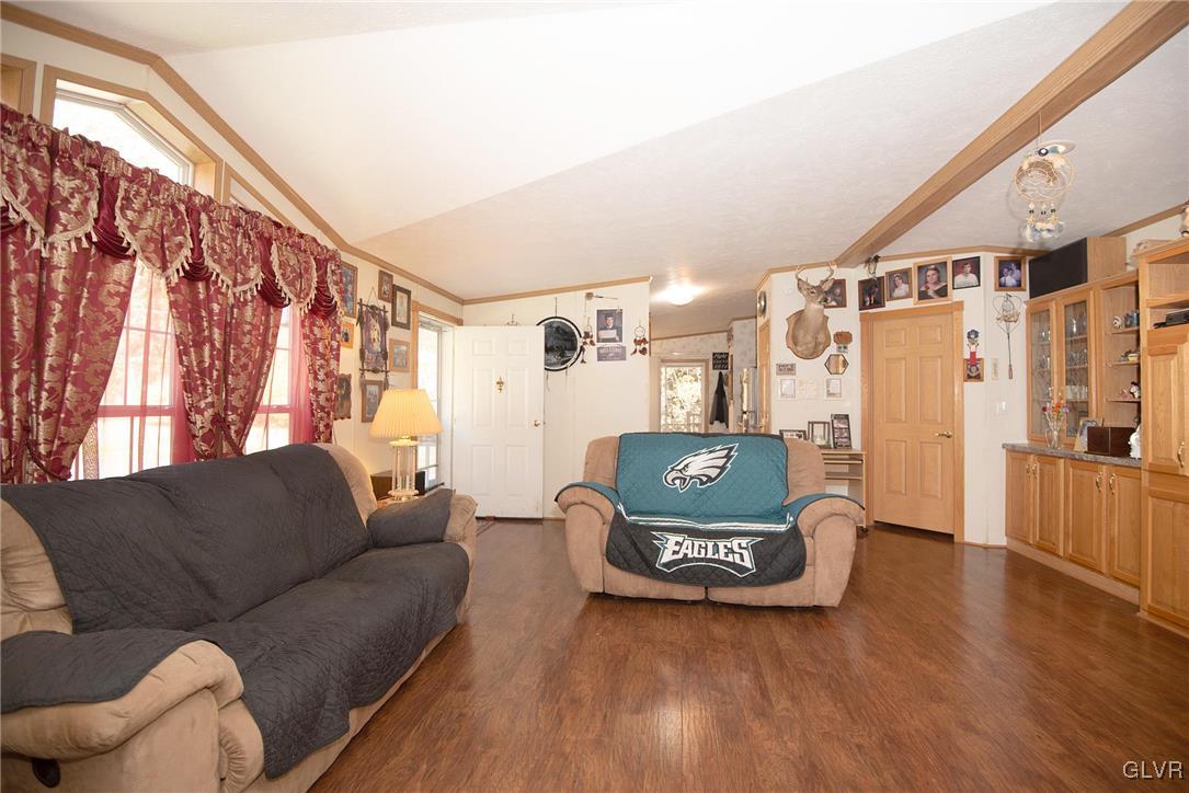 9222 North Loop Road Slatington, PA 18080 - Photo 14 of 27 Gallery Image 14