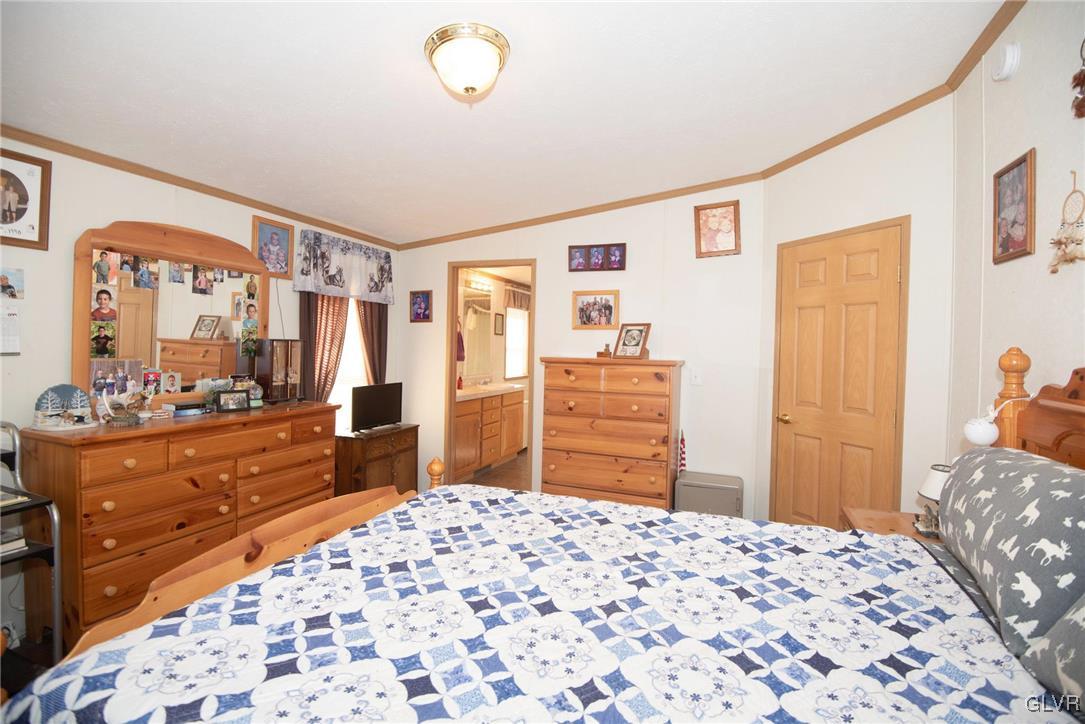 9222 North Loop Road Slatington, PA 18080 - Photo 17 of 27 Gallery Image 17