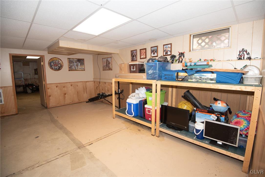 9222 North Loop Road Slatington, PA 18080 - Photo 25 of 27 Gallery Image 25