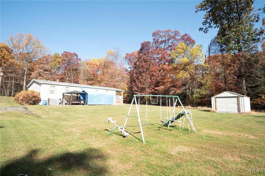9222 North Loop Road Slatington, PA 18080 - Photo 5 of 27 Gallery Image 5
