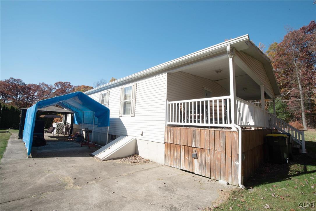 9222 North Loop Road Slatington, PA 18080 - Photo 6 of 27 Gallery Image 6