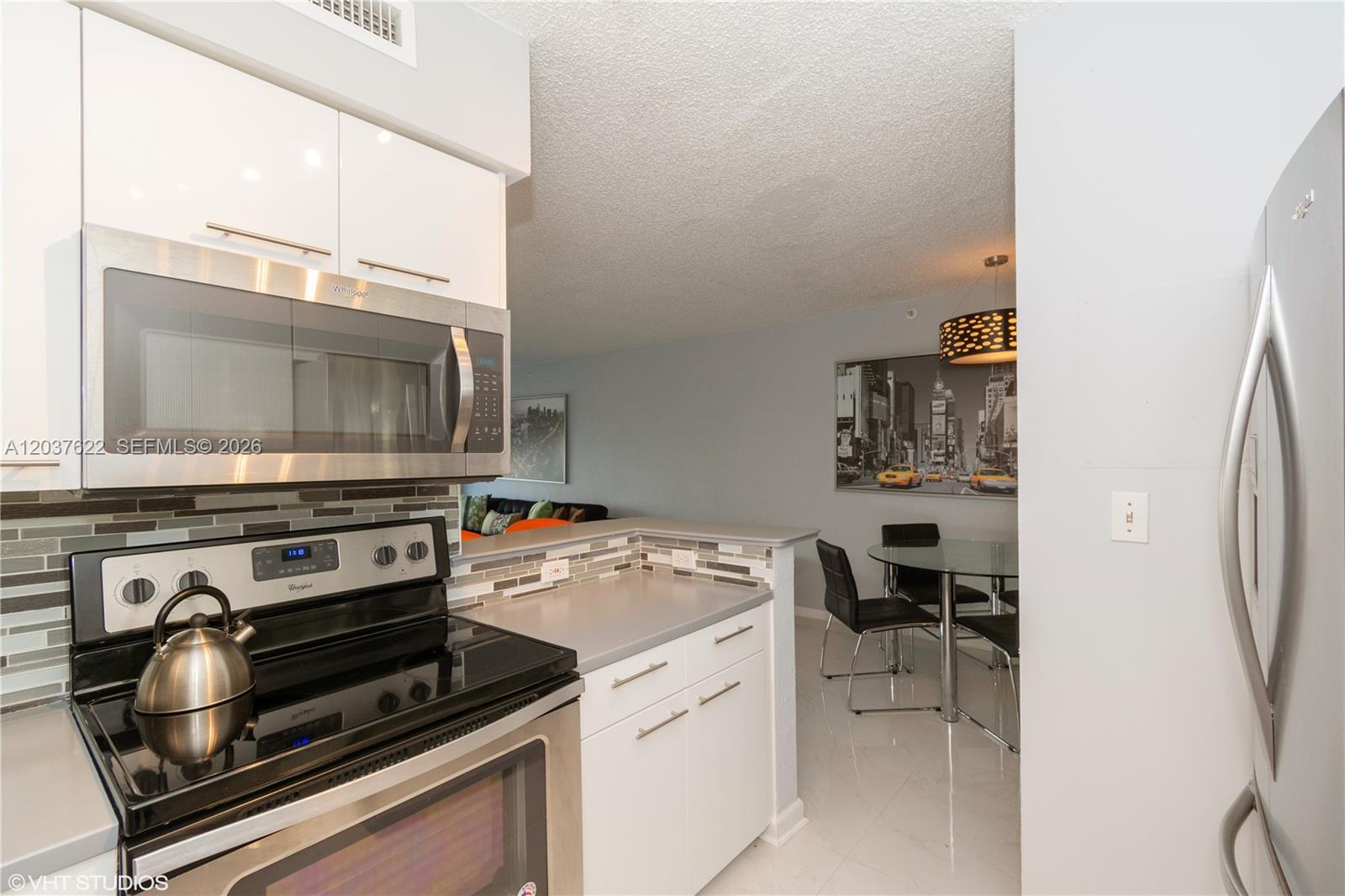 1500 Bay Road, Unit 654S Miami Beach, FL 33139 - Photo 2 of 10