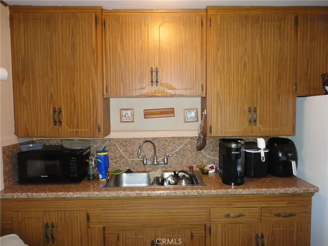 $675,000 | 1558 West 123rd Street, Los Angeles, CA 90047