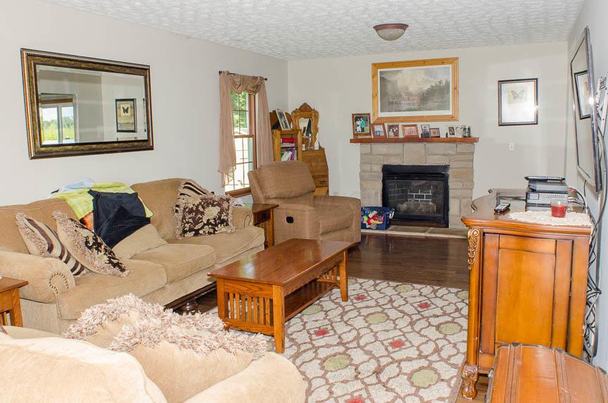 9618 Loop Road Millersport, OH 43046 - Photo 12 of 33