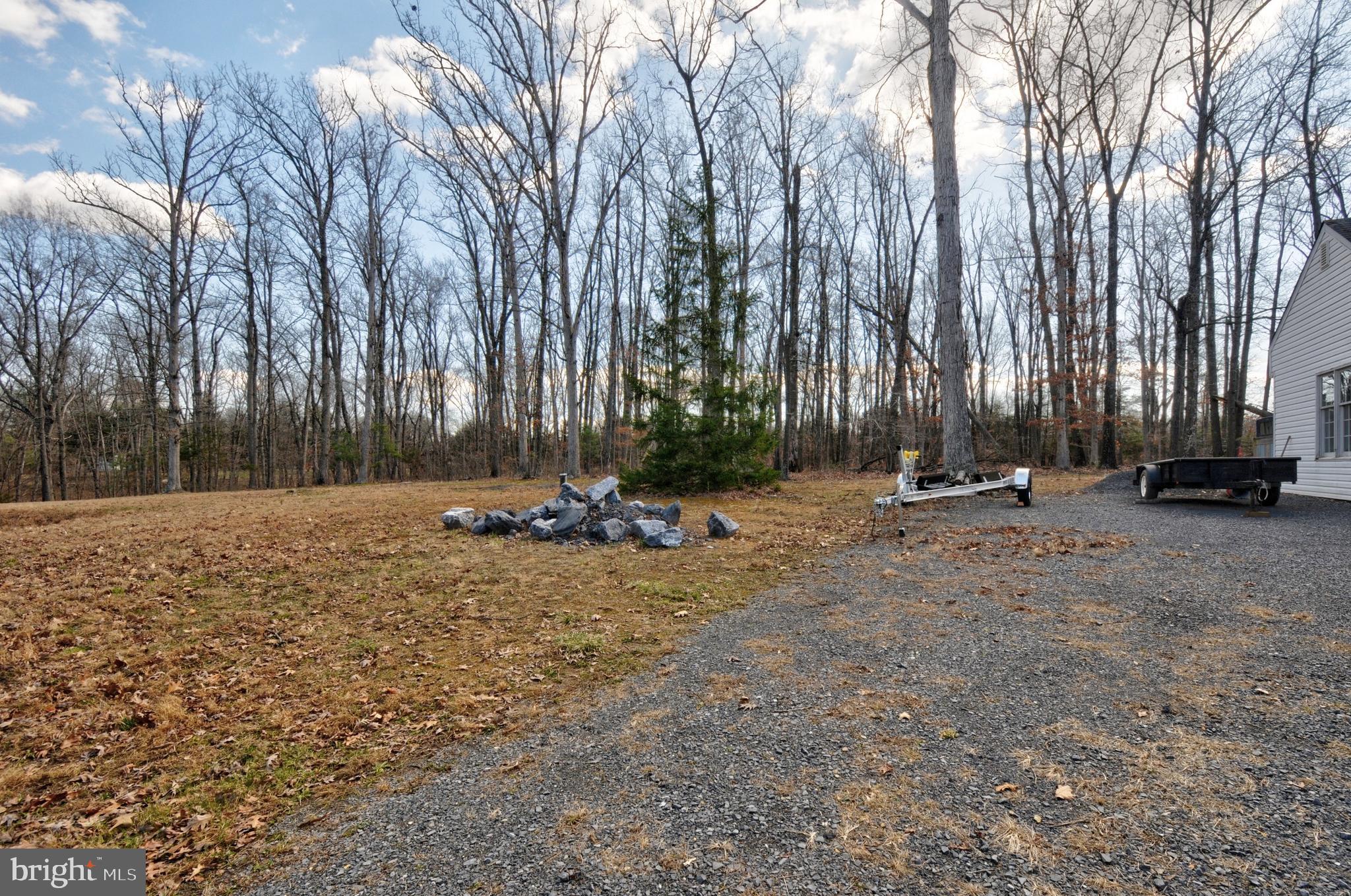 211 Ranger Court Winchester, VA 22602 - Photo 47 of 73 Upper area