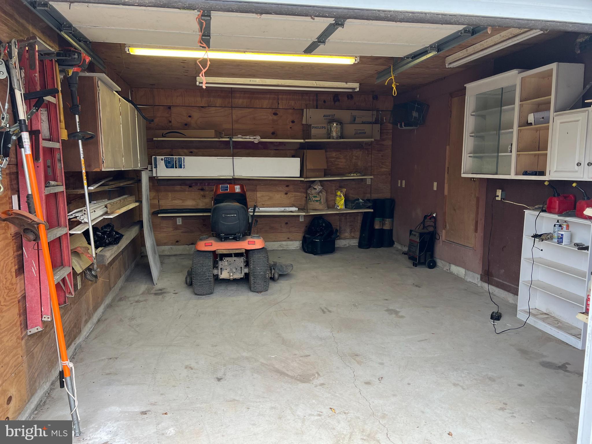 211 Ranger Court Winchester, VA 22602 - Photo 8 of 73 Garage attached to workshop