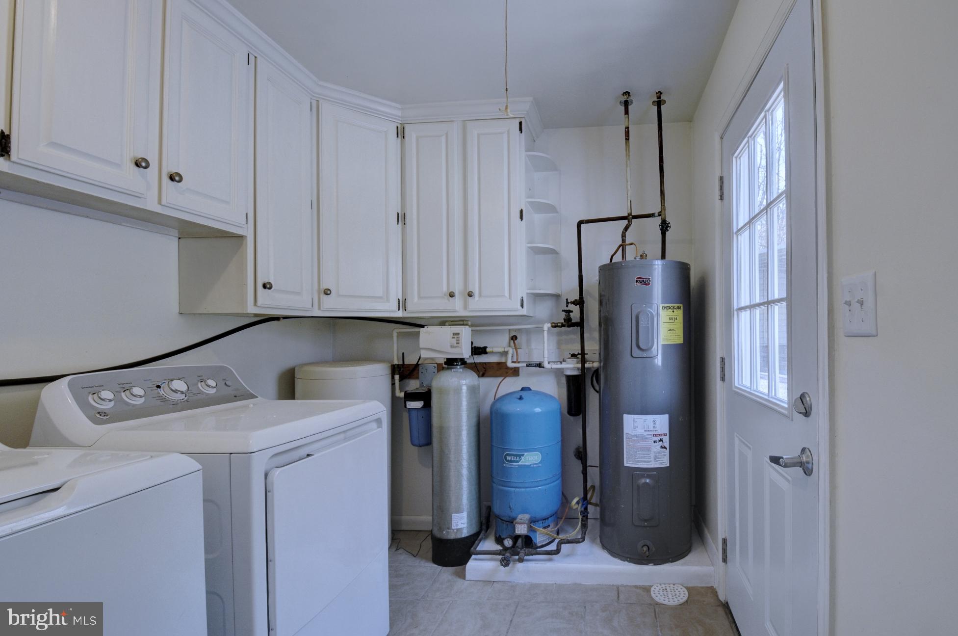 211 Ranger Court Winchester, VA 22602 - Photo 10 of 73 Laundry/Utility room main level
