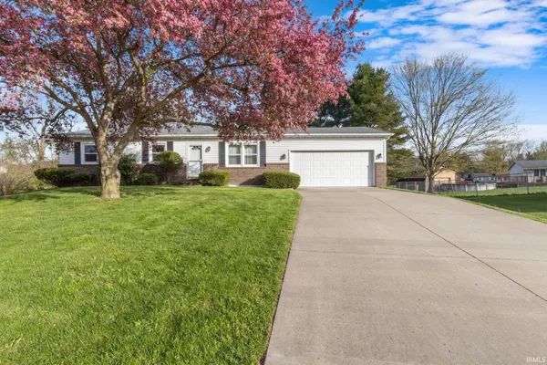 $260,000 | 53731 Pine Tree Court, Elkhart, IN 46514