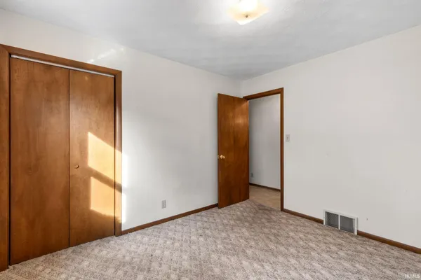$260,000 | 53731 Pine Tree Court, Elkhart, IN 46514