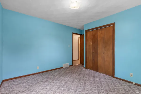 $260,000 | 53731 Pine Tree Court, Elkhart, IN 46514