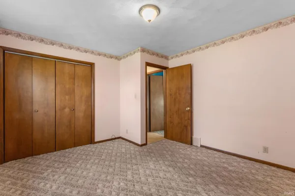 $260,000 | 53731 Pine Tree Court, Elkhart, IN 46514