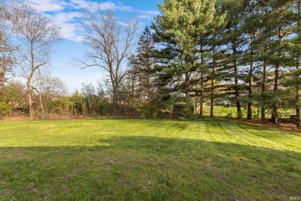 $260,000 | 53731 Pine Tree Court, Elkhart, IN 46514