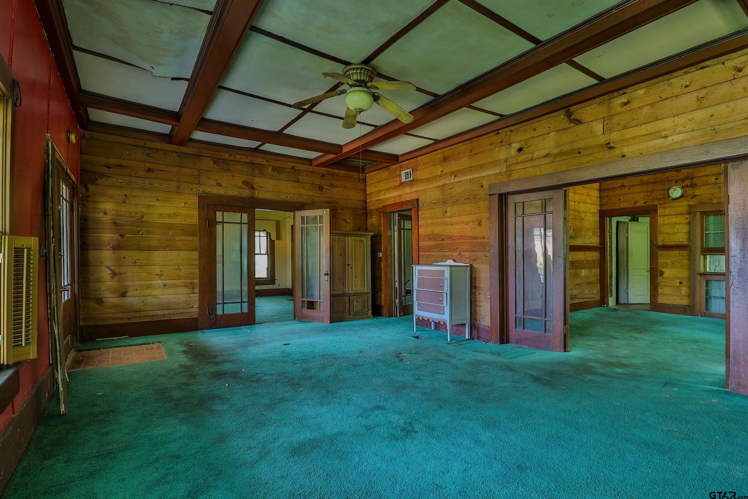 501 North Spring Street Grand Saline, TX 75140 - Photo 11 of 22