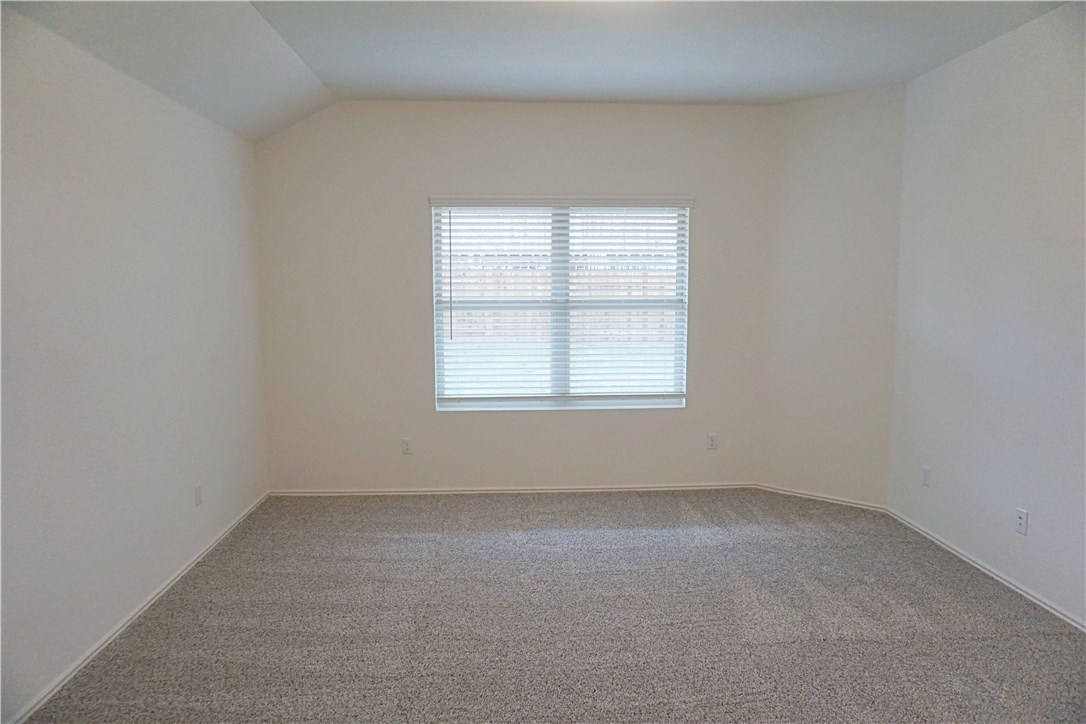 3493 Pauling Loop Round Rock, TX 78665 - Photo 8 of 19 an empty room with a window