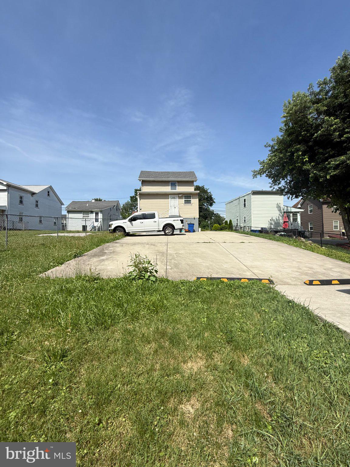 123 Winters Lane Baltimore, MD 21228 - Photo 22 of 28 Spacious lot with charming home backdrop.