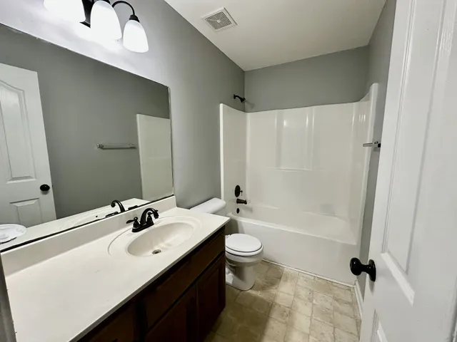 $1,525 | 534 Fox Trot Drive, Clarksville, TN 37042