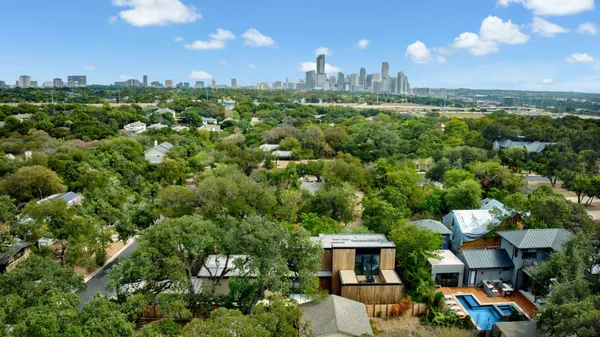 $14,800 | 2407 West 10th Street, Austin, TX 78703