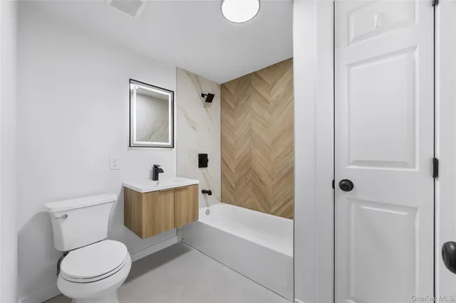 $749,000 | 119 East Pennywood Avenue, Roosevelt, NY 11575