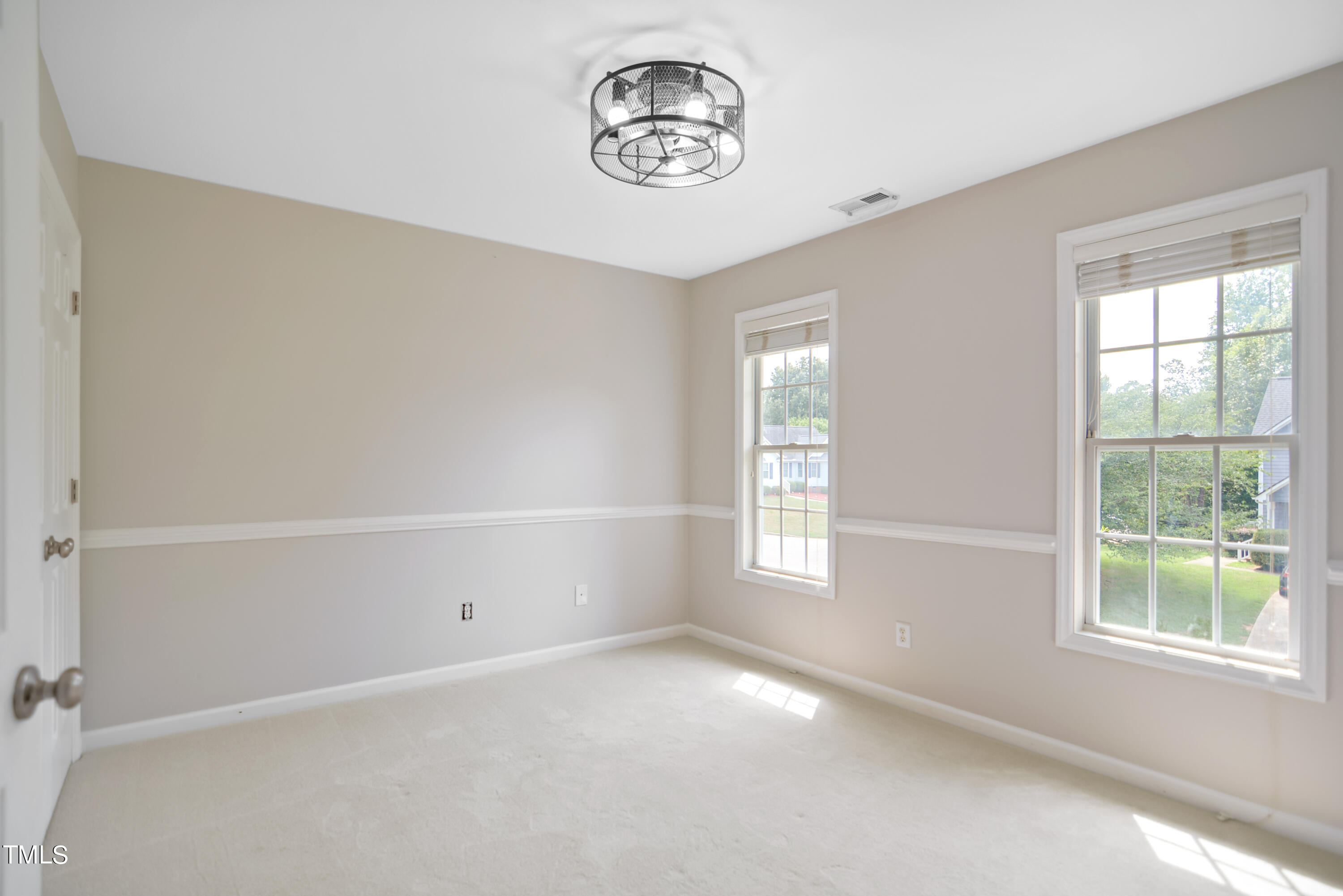 2515 Tryon Pines Drive Raleigh, NC 27603 - Photo 19 of 27 16
