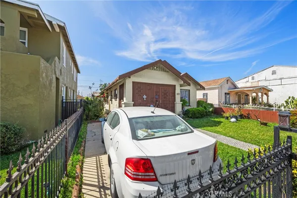 $675,000 | 2173 Olive Avenue, Long Beach, CA 90806