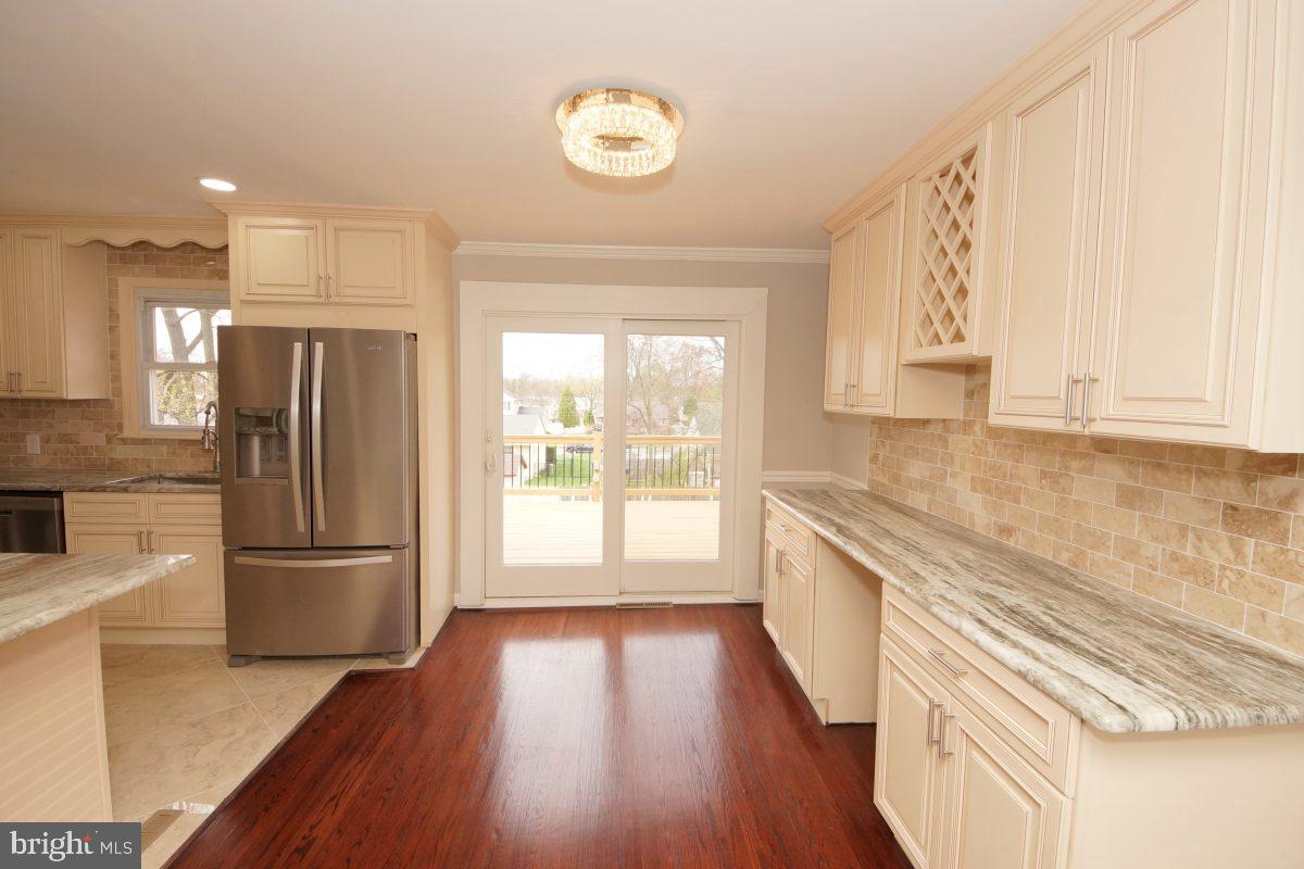 413 Pomona Road Cinnaminson, NJ 08077 - Photo 12 of 24 Gallery Image 12