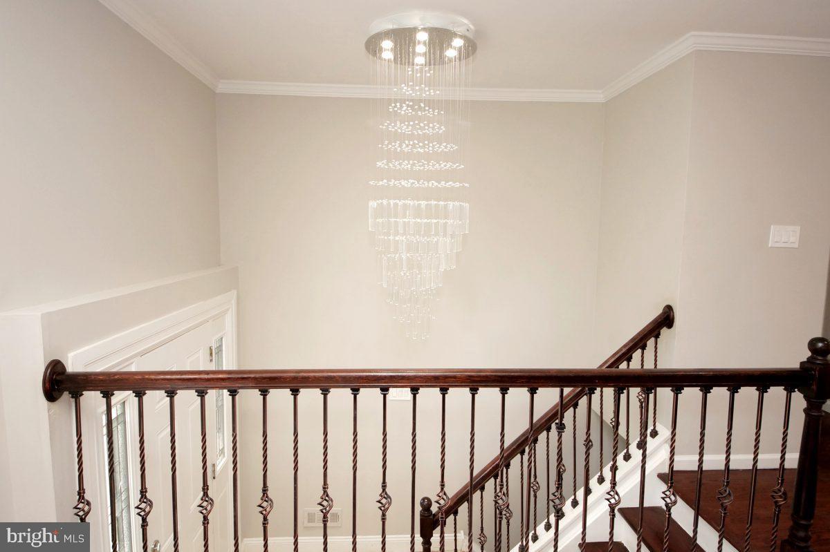 413 Pomona Road Cinnaminson, NJ 08077 - Photo 15 of 24 Gallery Image 15