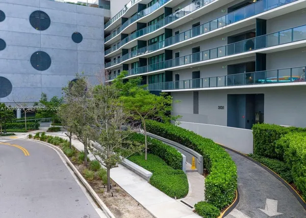 $11,000 | 3131 Northeast 7th Avenue, Unit 1406, Miami, FL 33137