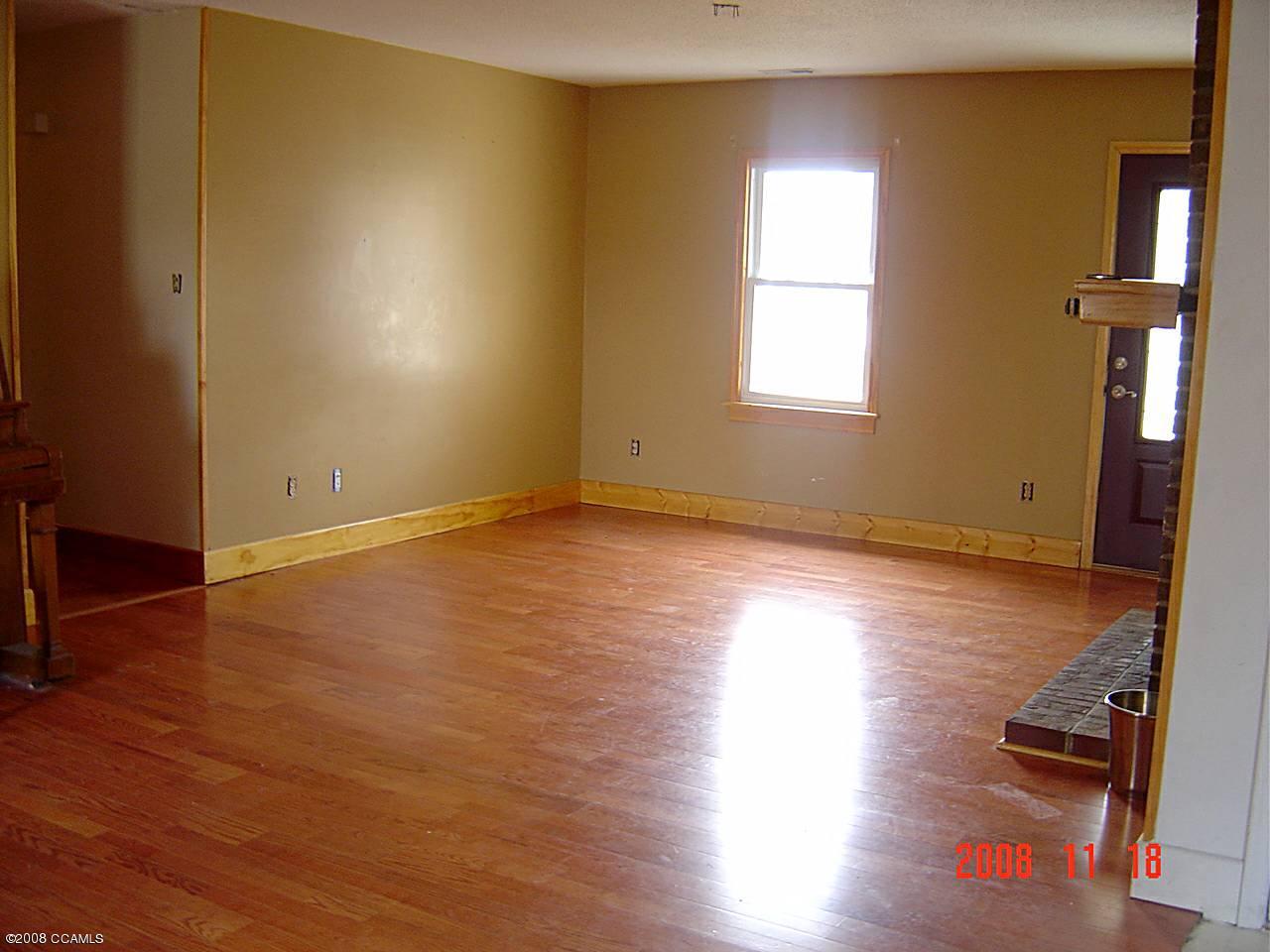 403 Rams Road Havelock, NC 28532 - Photo 5 of 7 Living Room
