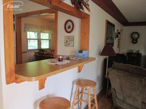 4326 North Webster Road Flushing, MI 48433 - Photo 8 of 14 20132135-7.JPG