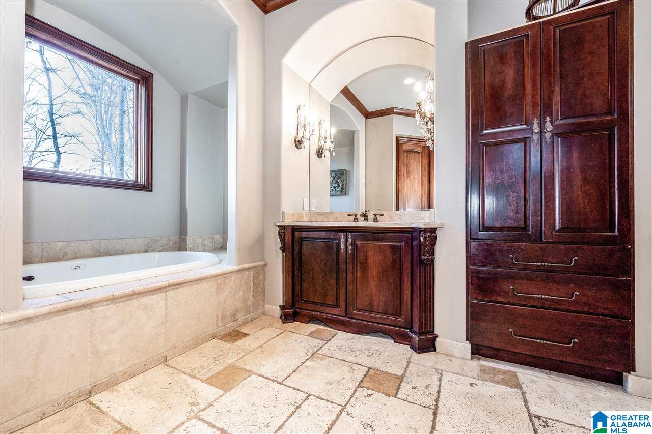 2428 Rocky Ridge Road Birmingham, AL 35243 - Photo 24 of 41