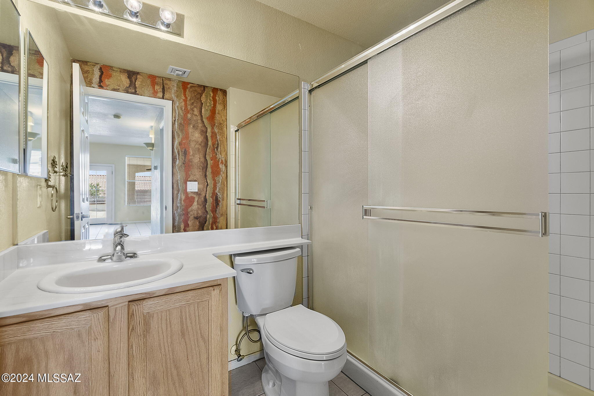 106 Mesa Court Rio Rico, AZ 85648 - Photo 12 of 38