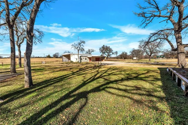 $765,000 | 131 County Road 4680, Boyd, TX 76023