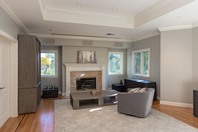 $7,900,000 | 393 Atherton Avenue, Atherton, CA 94027