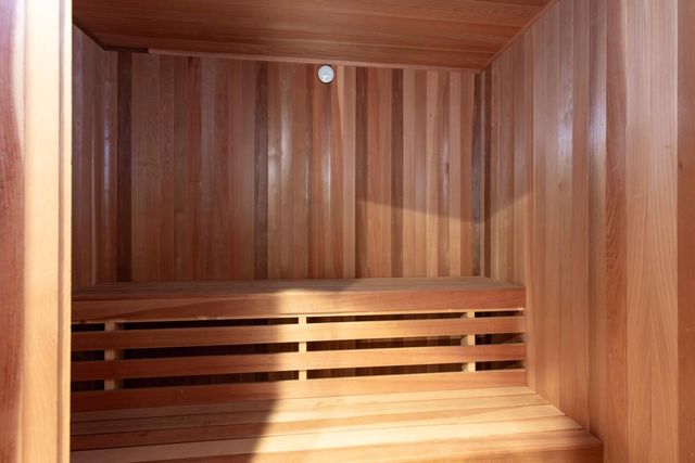 $7,900,000 | 393 Atherton Avenue, Atherton, CA 94027