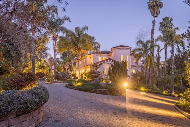 $7,900,000 | 393 Atherton Avenue, Atherton, CA 94027